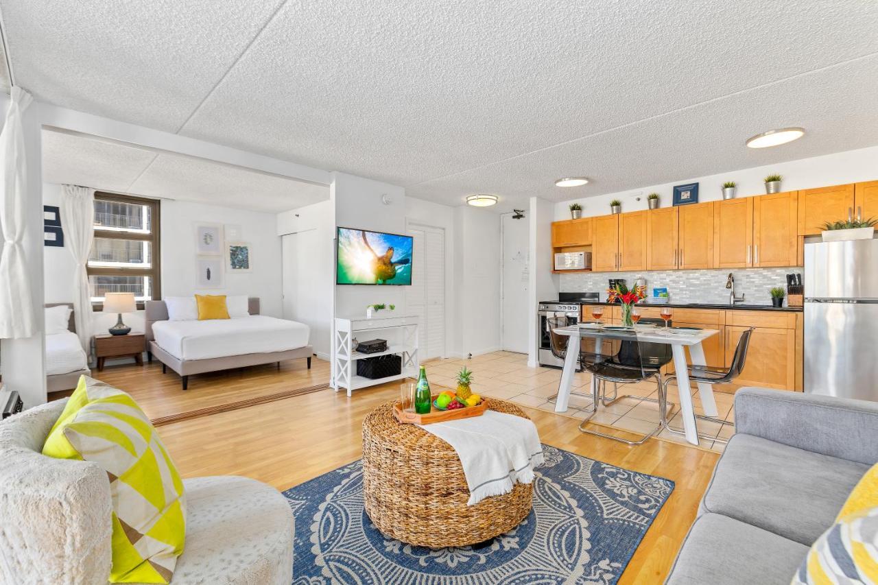 Aloha Getaway, Ocean View Condo Near Waikiki Beach With Free Parking Гонолулу Экстерьер фото