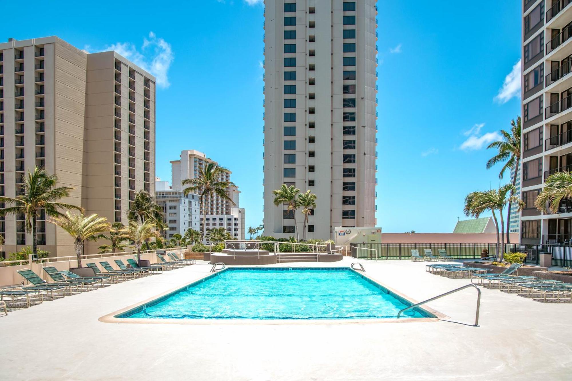 Aloha Getaway, Ocean View Condo Near Waikiki Beach With Free Parking Гонолулу Экстерьер фото